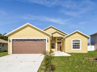 458 Tamarind Parke Ln, Kissimmee, FL 34758