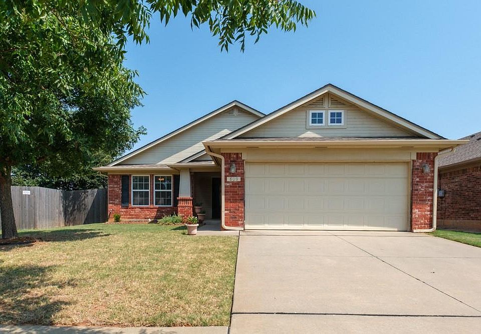 1st image of 809 Grickle Dr
