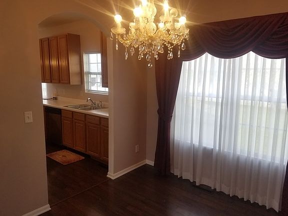 5th image of 715 Hortense Dr