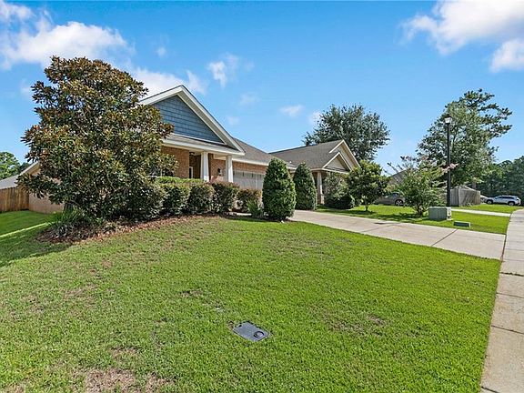 3rd image of 7881 Barrington Ln
