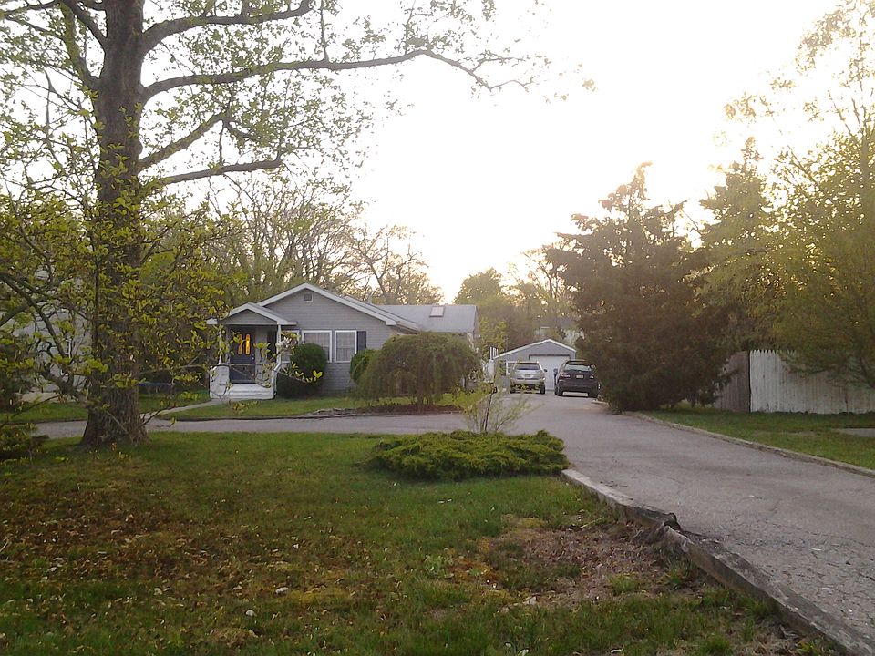 1st image of 658 Clifton Ave