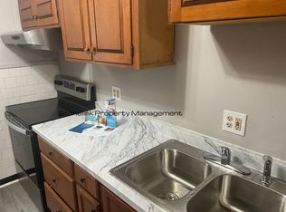 34 Pelletier Ave FLOOR 1, Woonsocket, RI 02895