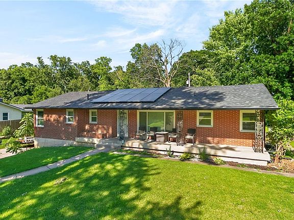 2nd image of 6157 NE Meadow Lane Cir