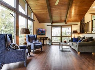 9728 Oxborough Rd, Bloomington, MN 55437