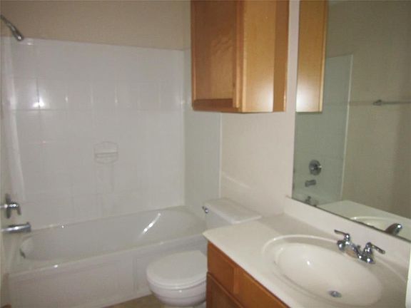 4th image of 17926 Treemont Lndg