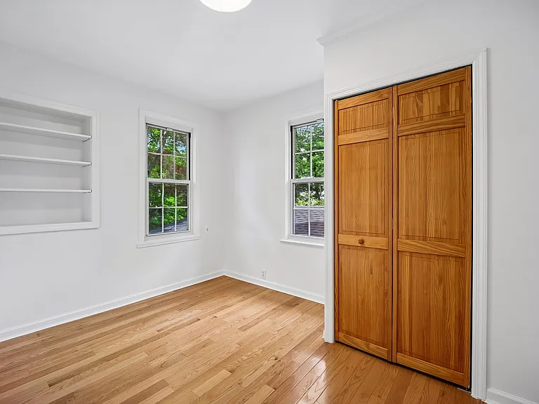 155 Sunset Ln — Photo 26