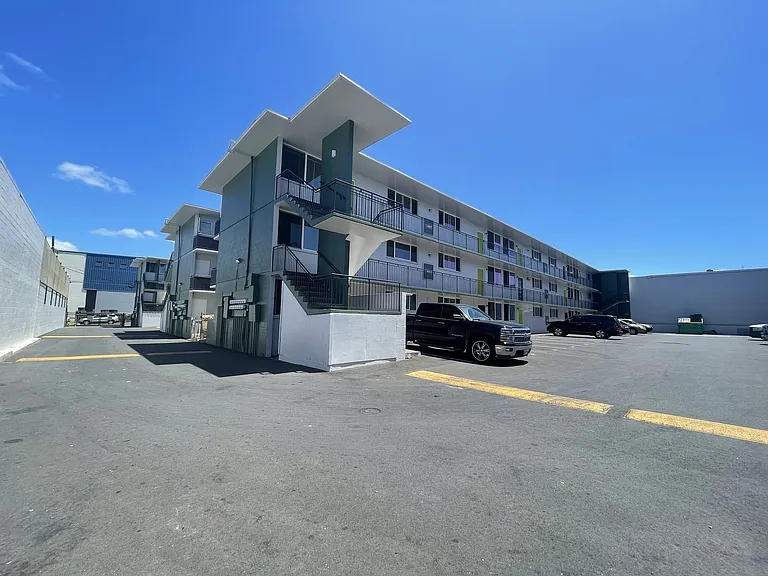 Olino at Pu'uloa Apartments — Photo 26