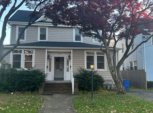 187 E Bergen Pl, Red Bank, NJ 07701