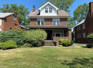 2351 Ashurst Rd, University Heights, OH 44118