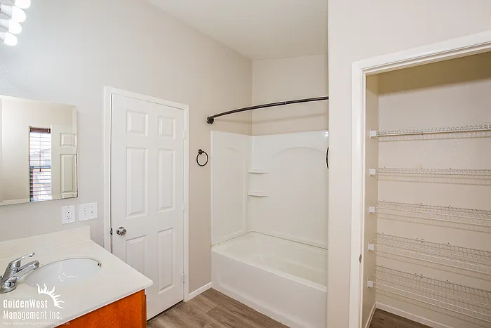 7205 Neches Ave — Photo 10
