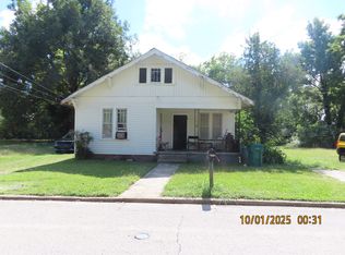 124 Taylor St, Jackson, TN 38301