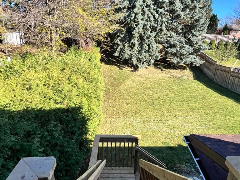 55 Creekwood Dr #UPPER — Photo 14