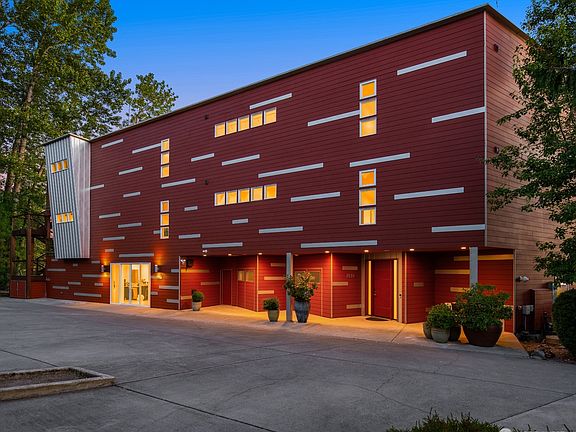 5th image of 1531 E Lake Sammamish Parkway NE