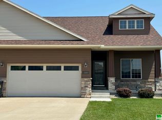 809 Coffie Farm Rd, Sergeant Bluff, IA 51054