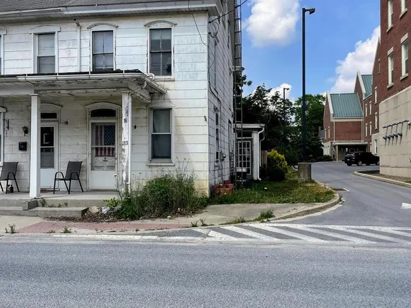 133 N Railroad St, Annville, PA 17003