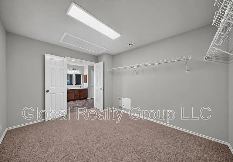 228 Crimson Tree — Photo 27