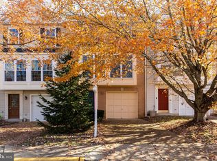 9223 Kristy Dr, Manassas Park, VA