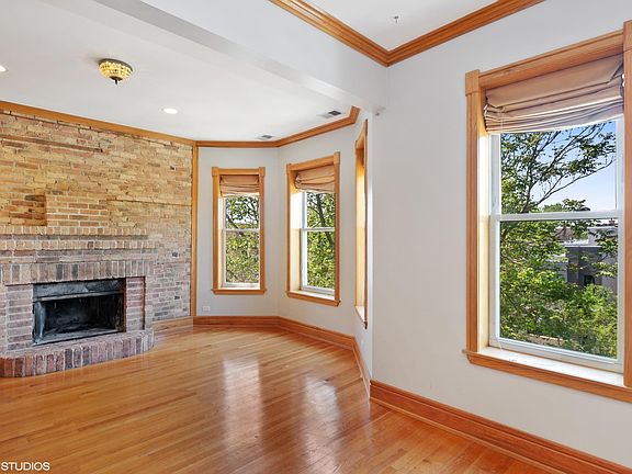 3rd image of 1435 N Washtenaw Ave #Penthouse
