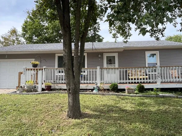 604 S 14th St, Bethany, MO 64424