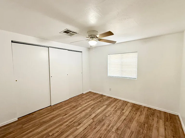 950 Tumbleweed Dr — Photo 7