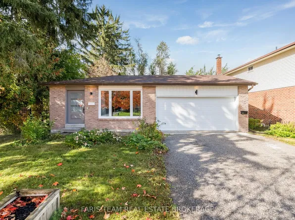 97 Janice Dr, Barrie, ON L4N 5N5