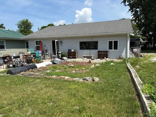 712 W Kickapoo St, Hartford City, IN 47348