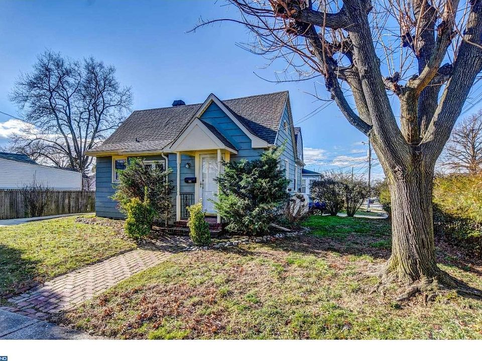 1st image of 204 Riverview Ave