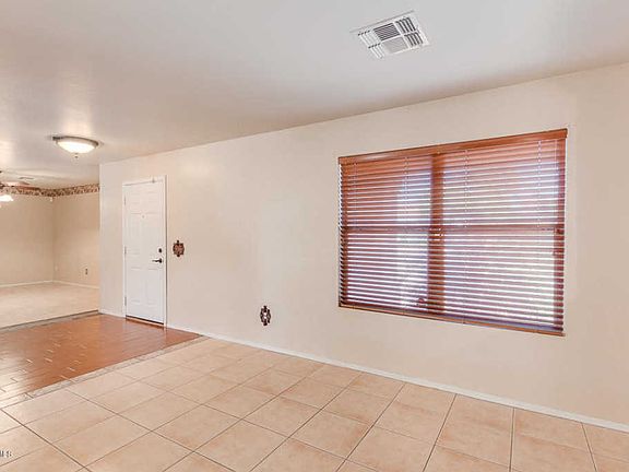 4th image of 10827 E Forge Cir
