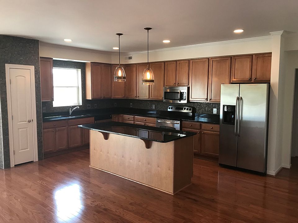 Kitchen, Island, SS App