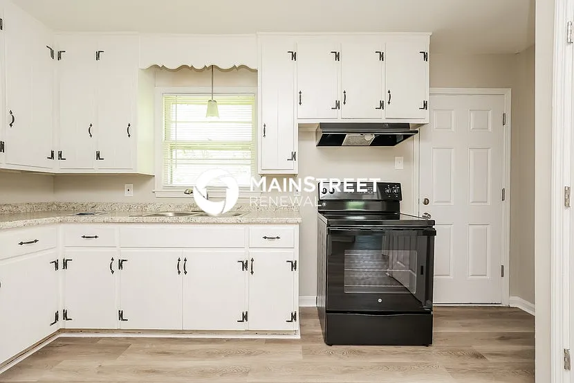 104 OAK DR — Photo 4
