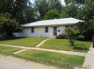 945 N 86th St, East Saint Louis, IL 62203