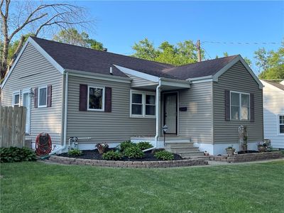 6109 College Ave, Des Moines, IA, 50322