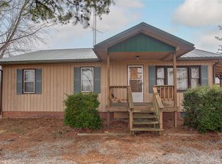 5302 Cross Church Rd, Pinckneyville, IL 62274