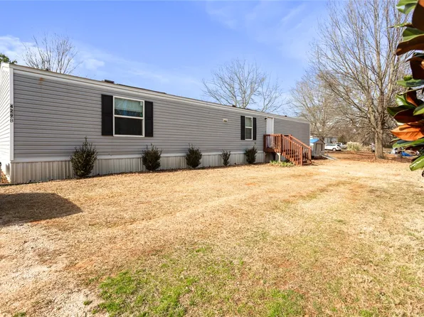 429B Brown Farm Rd, Seneca, SC 29678