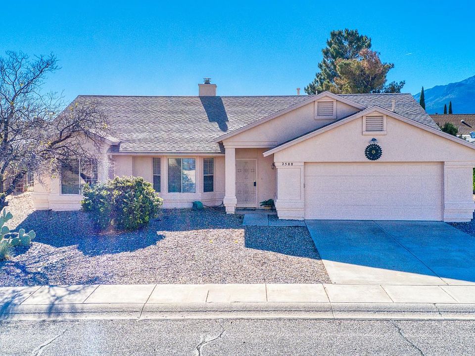 1st image of 2588 Thunderbird Dr