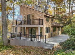 10 Woods Rd, Elverson, PA 19520