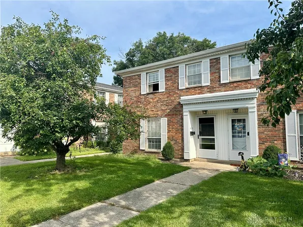 813 Clareridge Ln, Dayton, OH 45458