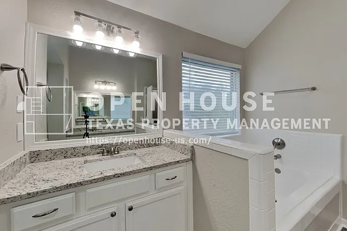 16306 Ash Point Ln — Photo 14