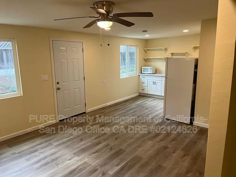 134 Demona Pl — Photo 4