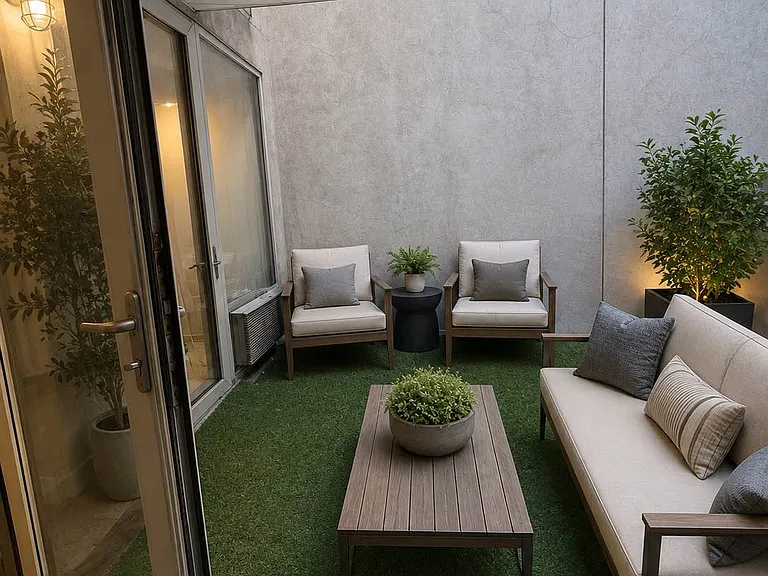 791 Broadway #302 — Photo 4