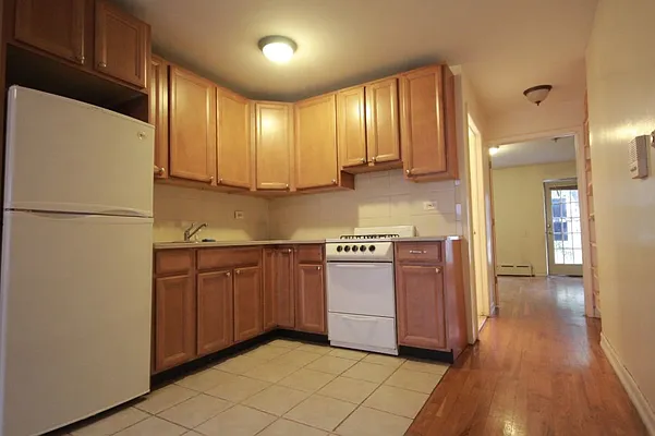 Rented by MNS | media 15