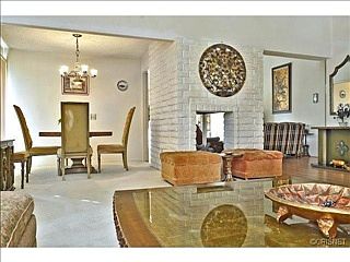 4th image of 23286 Clarendon St