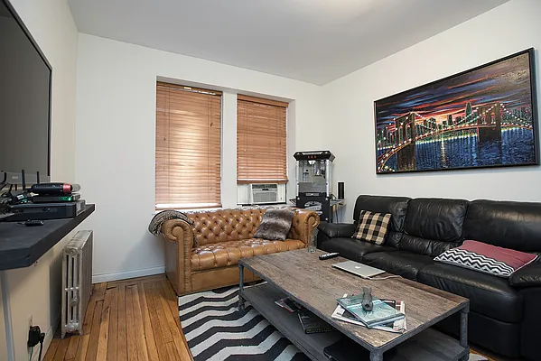 Rented by Emor Management Inc. | media 2