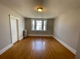 92 Cypress St #3, Brookline, MA 02445