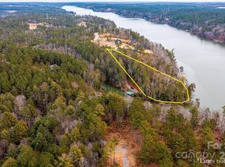 1518 Reflections Edge Dr, Granite Falls, NC 28630