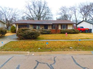 503 Country Ln, Streamwood, IL 60107