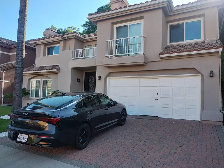 5711 Aura Ave — Photo 2