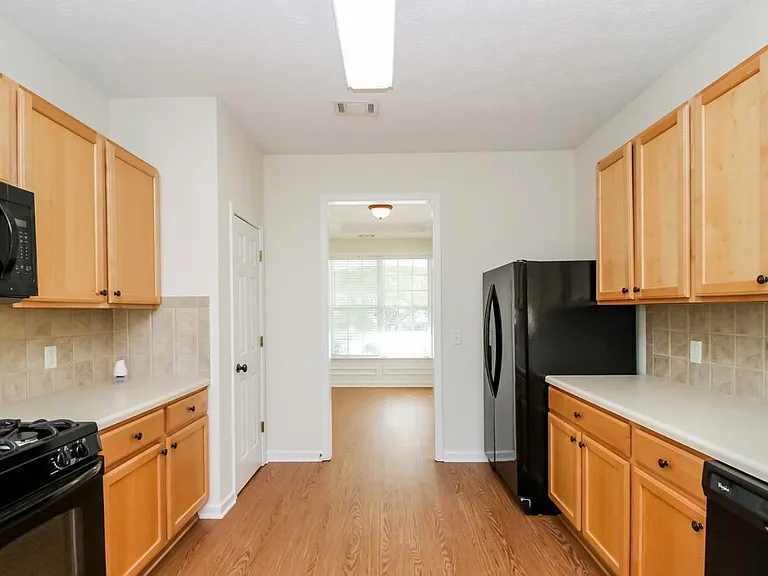 2934 Cooper Woods Ln — Photo 6