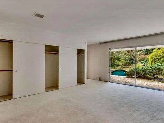 4th image of 1089 Moraga Dr