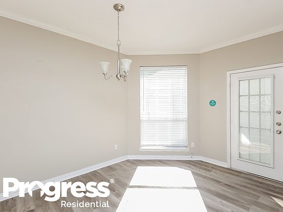 4th image of 1404 Bosher Dr